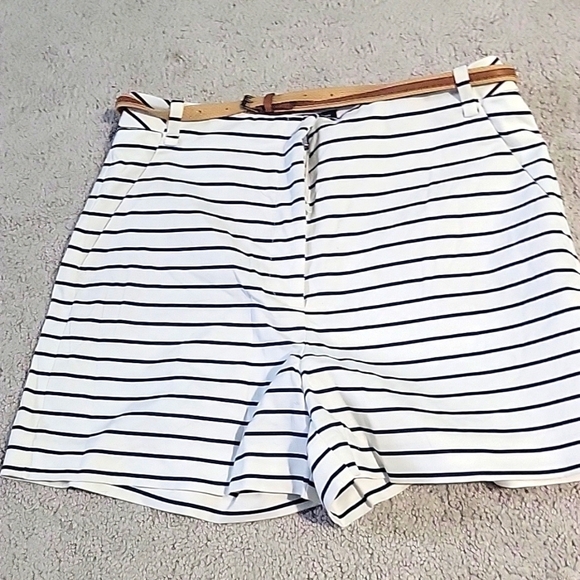 Zara Basic Nautical Navy and White Striped High Waisted Shorts with Belt Size M - Picture 1 of 5
